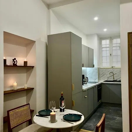 Apartment Luxueux A 2 Pas De La Mer, Vieille *
